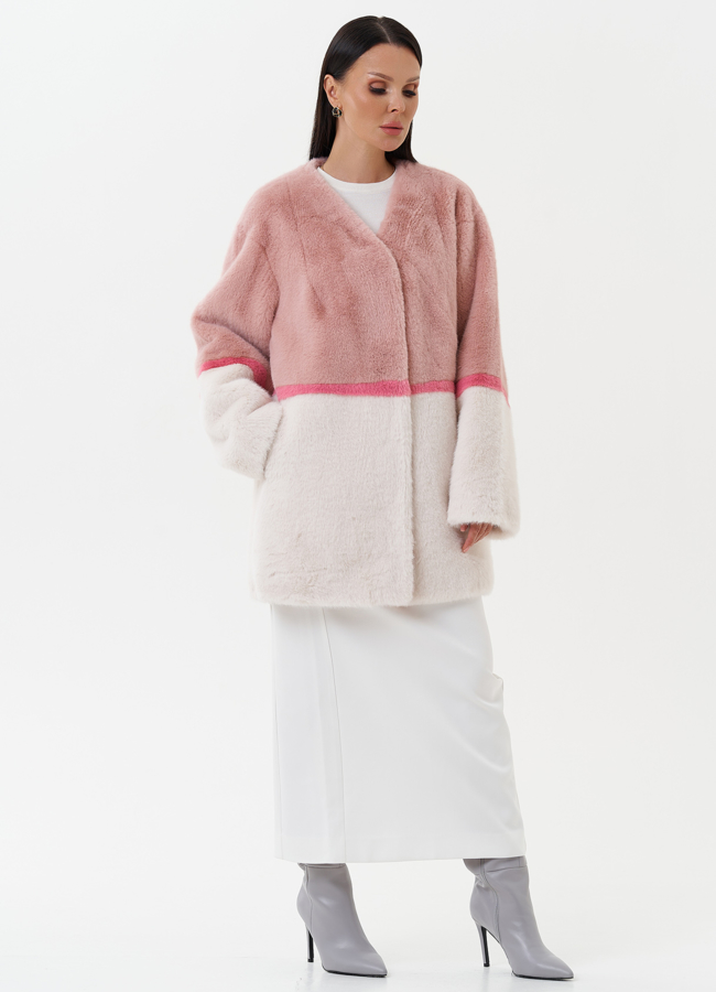 фото Женская шуба из эко меха в светлом оттенке модель № 27790