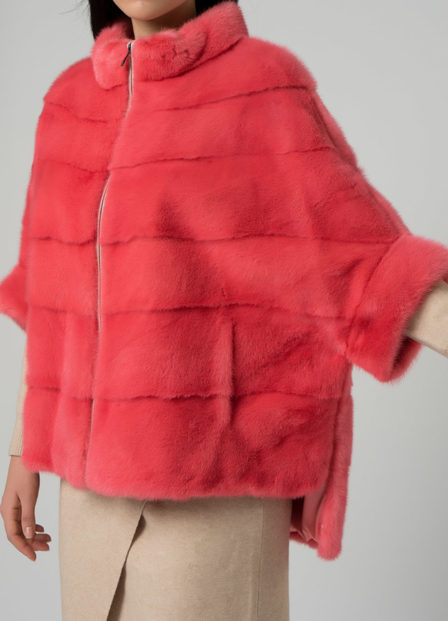 Короткая шуба на молнии розового цвета модель № 21914 в рассрочку