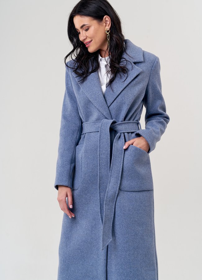 Пальто женское голубого цвета модель № 8005 меха малина