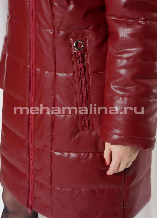 Пуховик с капюшоном в красном цвете из эко кожи модель № 8171 универмаг малина