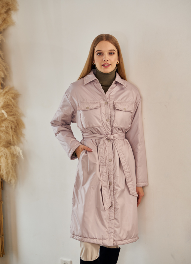 Женское пальто-рубашка бежевого цвета с поясом модель № 22390 меха малина