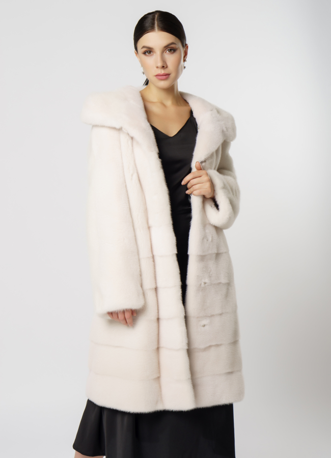 Светлая норковая шуба из скандинавской норки модель № M-139 универмаг малина