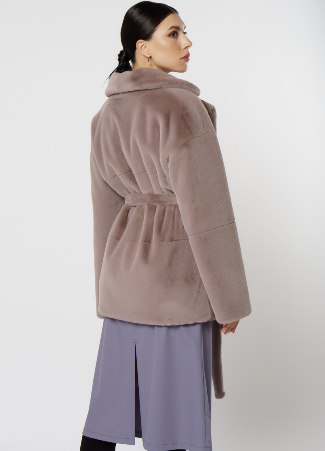 Эко шуба серого цвета  модель № 17839 в кредит