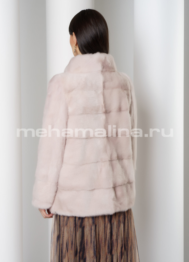 Светлая укороченная норковая шуба  модель № S-770 в кредит