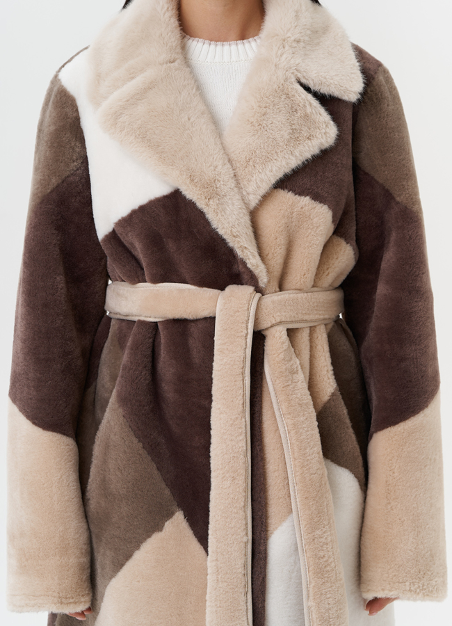 Двухсторонняя дубленка с английским воротником модель № 27775 универмаг малина