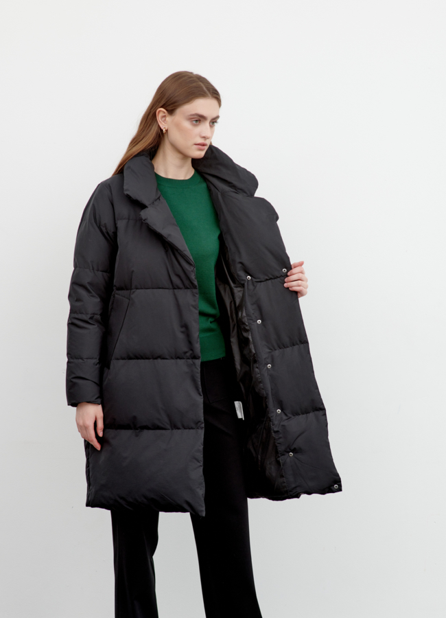 Пуховик черный с английским воротником модель № 79419 в рассрочку