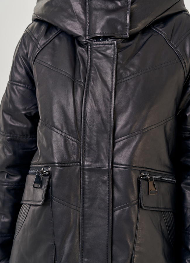 Женский пуховик из натуральной кожи с капюшоном модель № 23266 в рассрочку