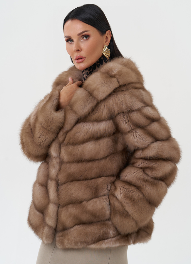 Шуба из меха куницы модель № 28435 универмаг малина