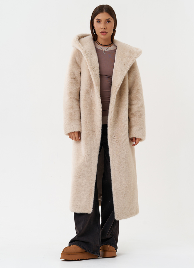 Пальто из эко меха с капюшоном модель № 27792 универмаг малина