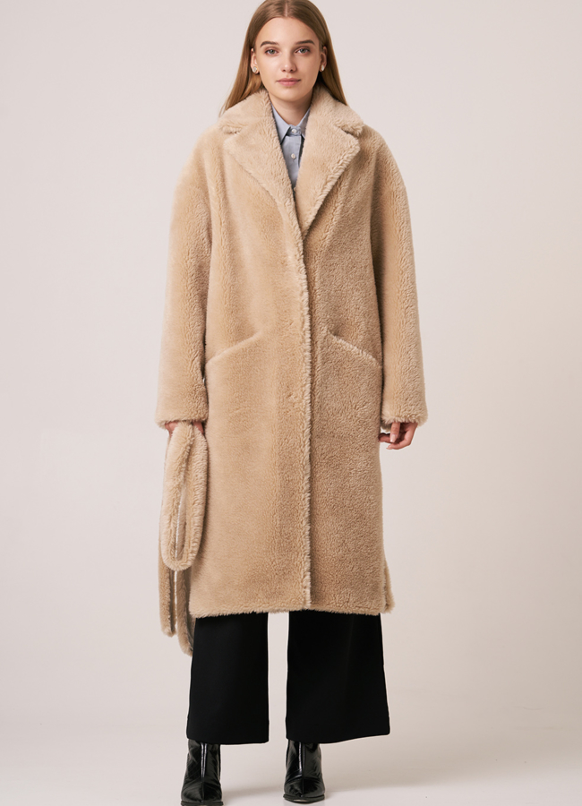 Пальто из овечьей шерсти с английским воротником модель № 2082 в рассрочку