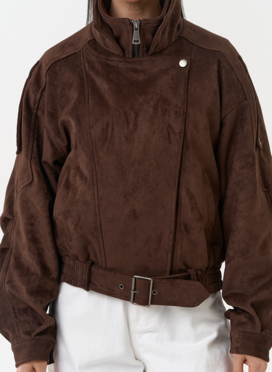 Женская куртка бомбер из эко замши коричневого цвета