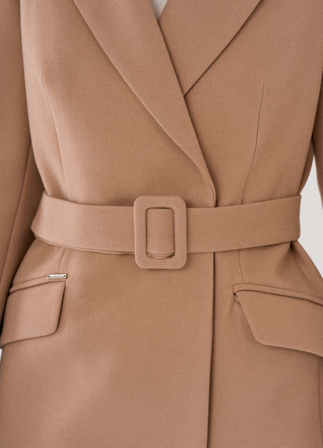 Классическое женское пальто в бежевом цвете модель № 23451 универмаг малина