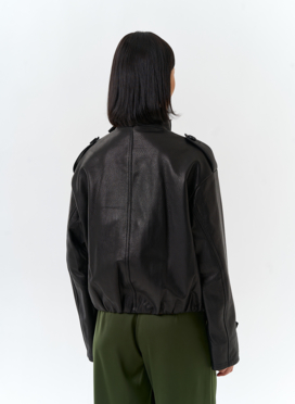 Женская куртка из натуральной кожи