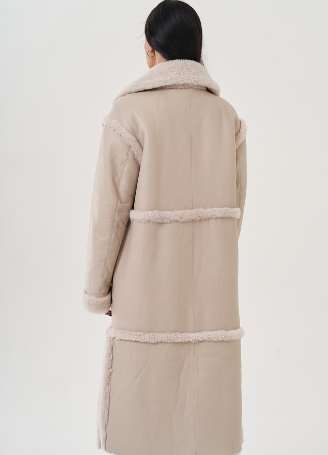 Женская дубленка с английским воротником  модель № 26045 универмаг малина