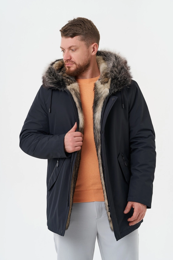 Полупальто с капюшоном из меха енота фото
