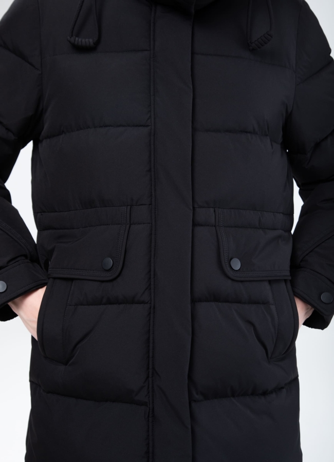 Женский пуховик с капюшоном черного цвета  модель № 25778 универмаг малина