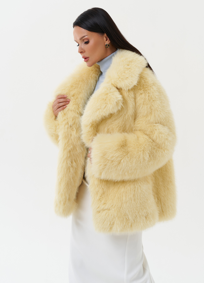 Шуба из экомеха под песца модель № 1345 универмаг малина