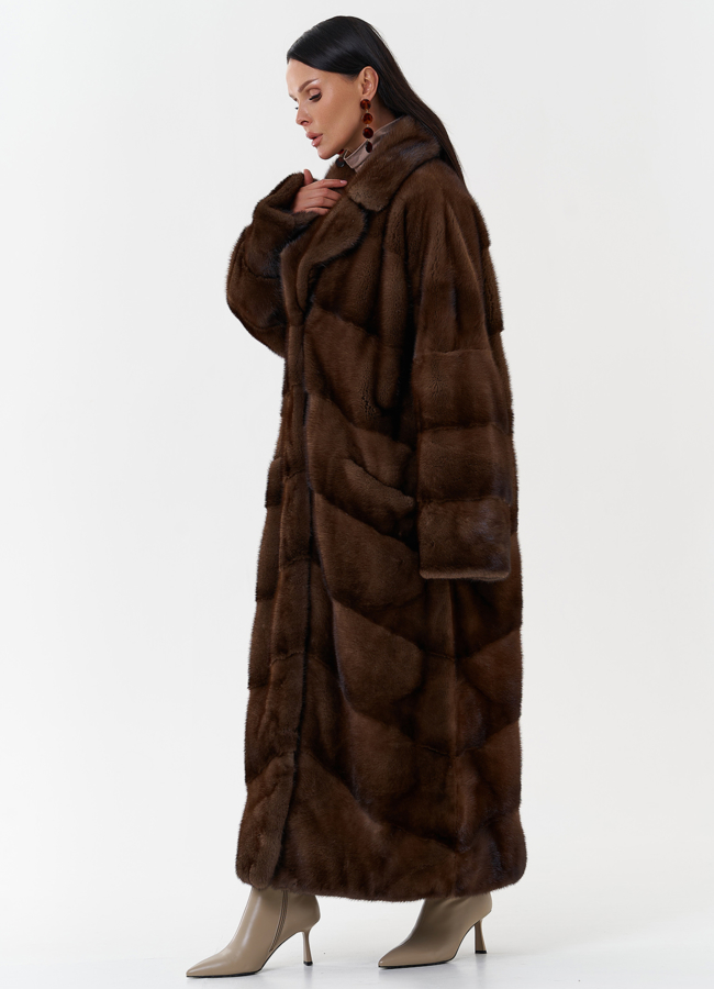 Женская шуба из скандинавской норки с английским воротником модель № 27666 в кредит