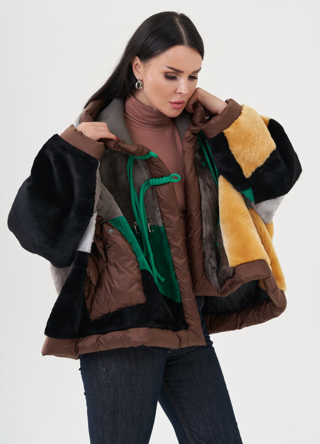 Женская куртка с капюшоном модель № 24944 универмаг малина