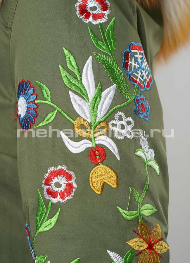 Парка с вышивкой  модель № П-212 универмаг малина
