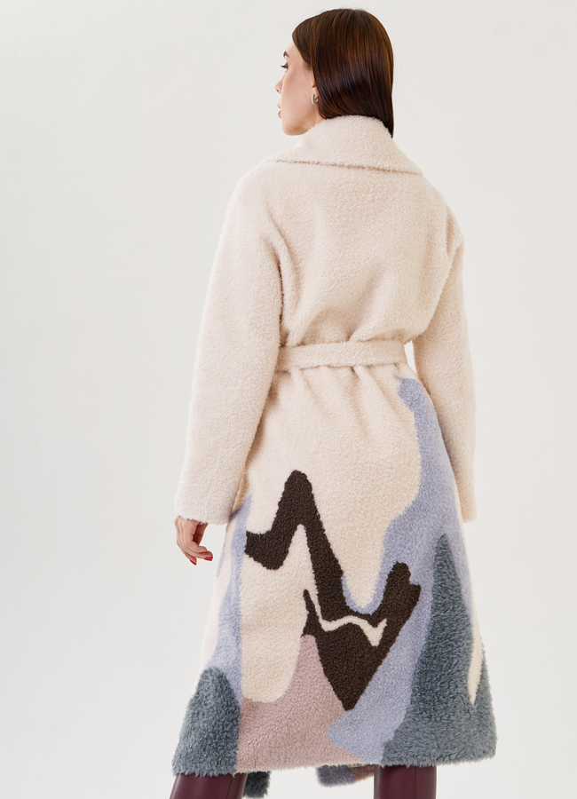 Пальто из эко меха с принтом модель № 75616 в кредит
