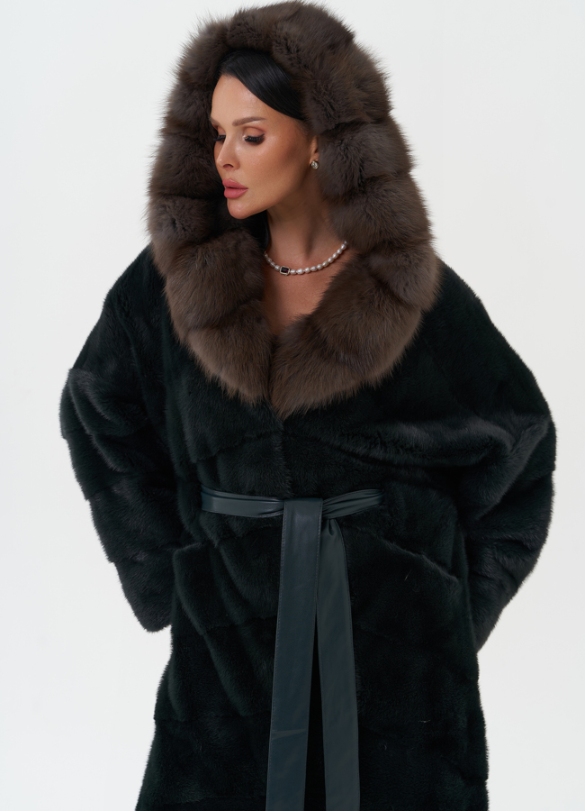 Длинная норковая шуба с капюшоном из куницы модель № 27849 универмаг малина