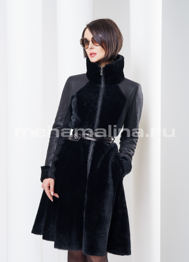 Черная приталенная шуба LaPerre модель № S-265 в кредит