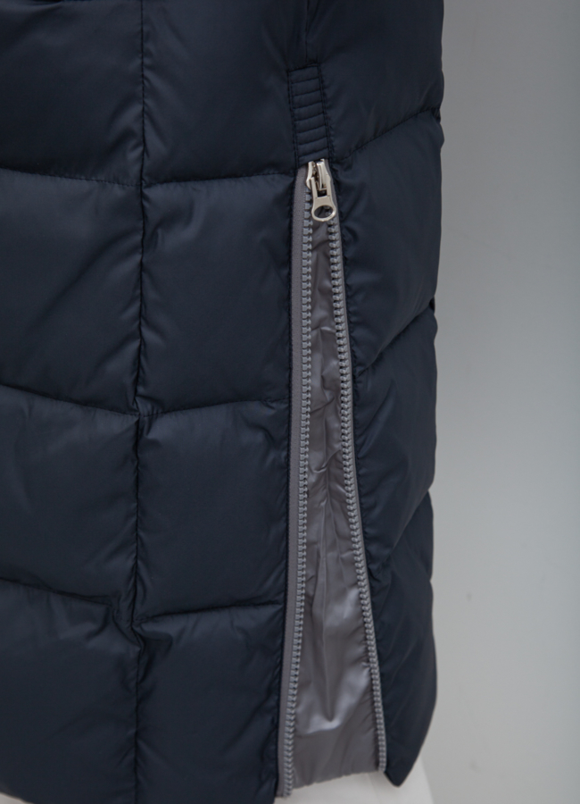 Пуховик женский синего цвета с капюшоном модель № 21028 универмаг малина