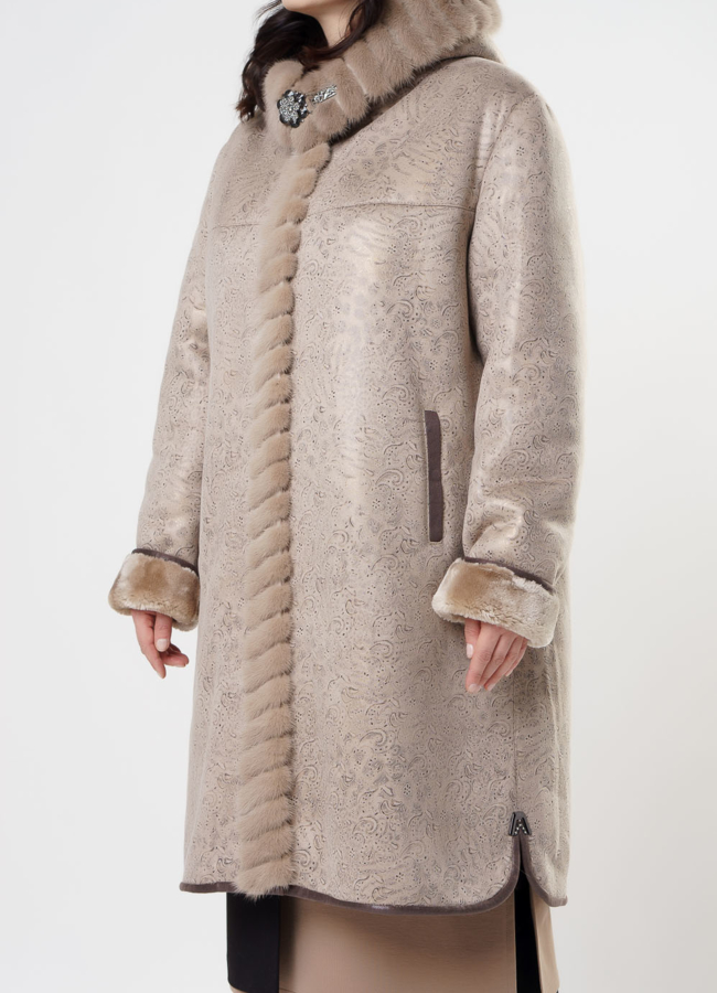 Дубленка из эко кожи с капюшоном модель № 2002 универмаг малина