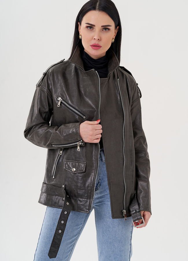 Длинная косуха из натуральной кожи серого цвета модель № 24362 универмаг малина Длинная косуха из натуральной кожи серого цвета модель № 24362 универмаг малина