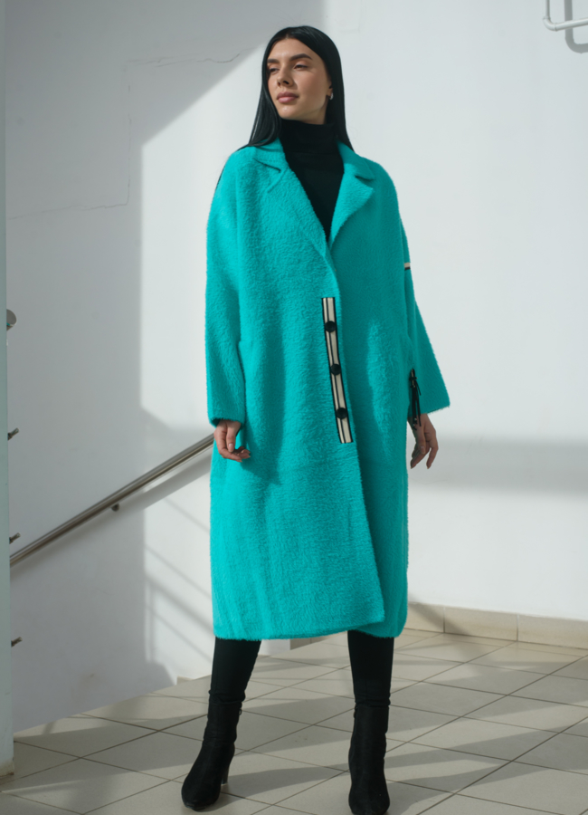 Женский кардиган оверсайз с английским воротником  модель № 22479 меха малина