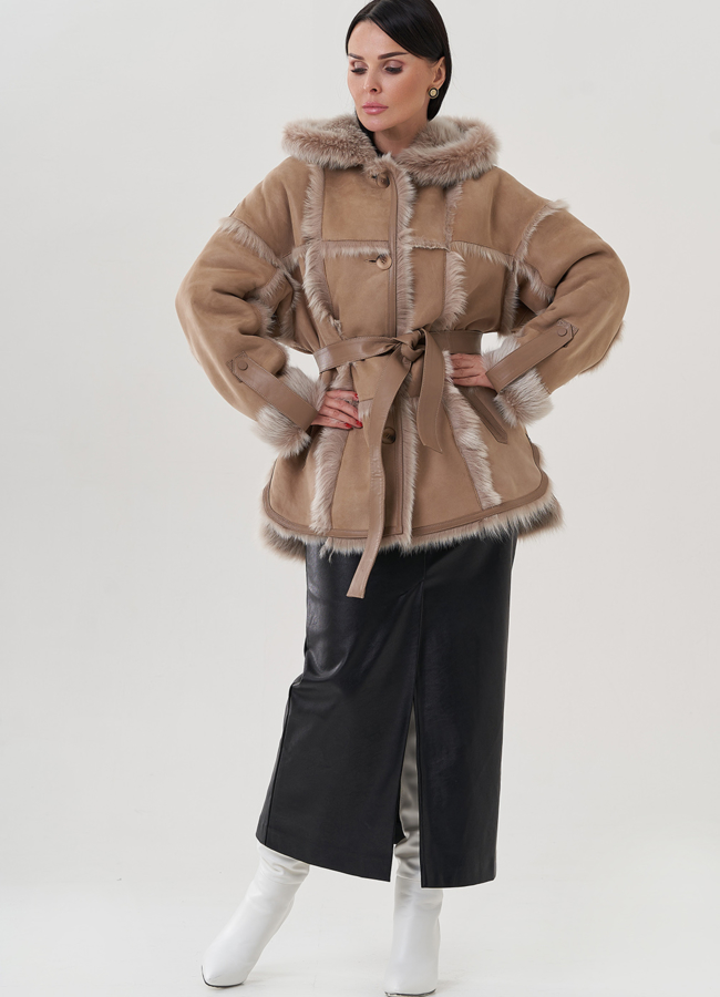 Женская дубленка с капюшоном модель № 25633 в рассрочку