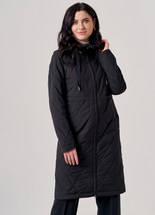 Полупальто женское черного цвета модель № 20602 меха малина