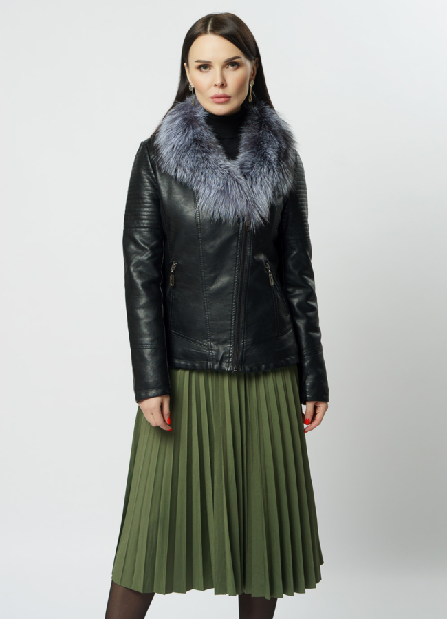 Куртка черная из эко кожи с отделкой чернобурка модель № 18238 меха малина