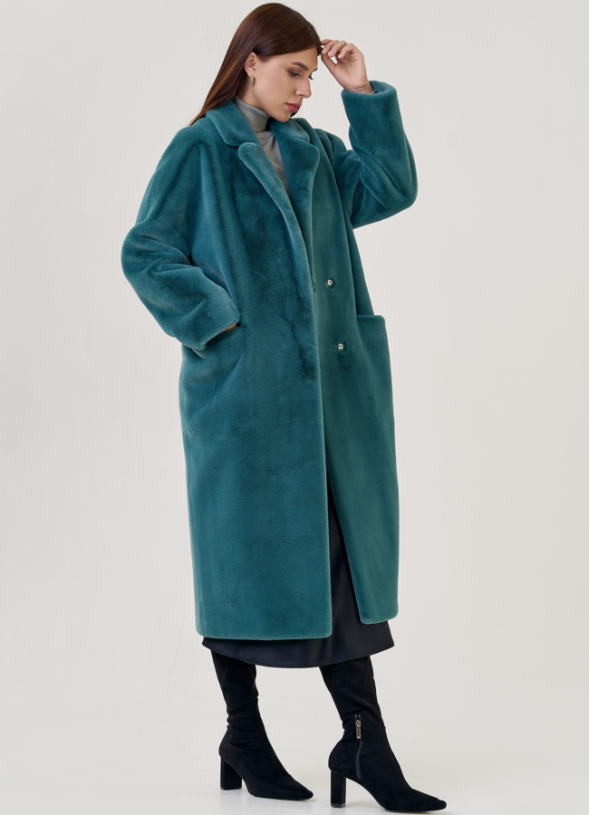 Женское пальто из искуссвенного меха с английским воротником модель № 23187 универмаг малина