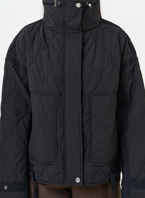 Короткая куртка с воротником стойкой