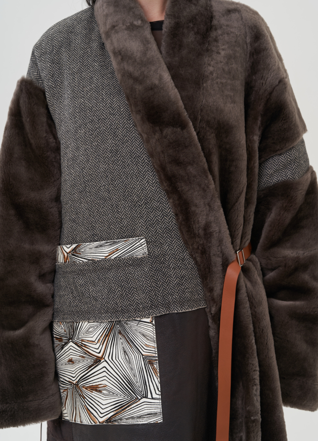 Утепленное пальто коричневого цвета модель № 25489 универмаг малина