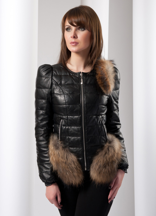 Кожаная  куртка модель № K-63 меха малина