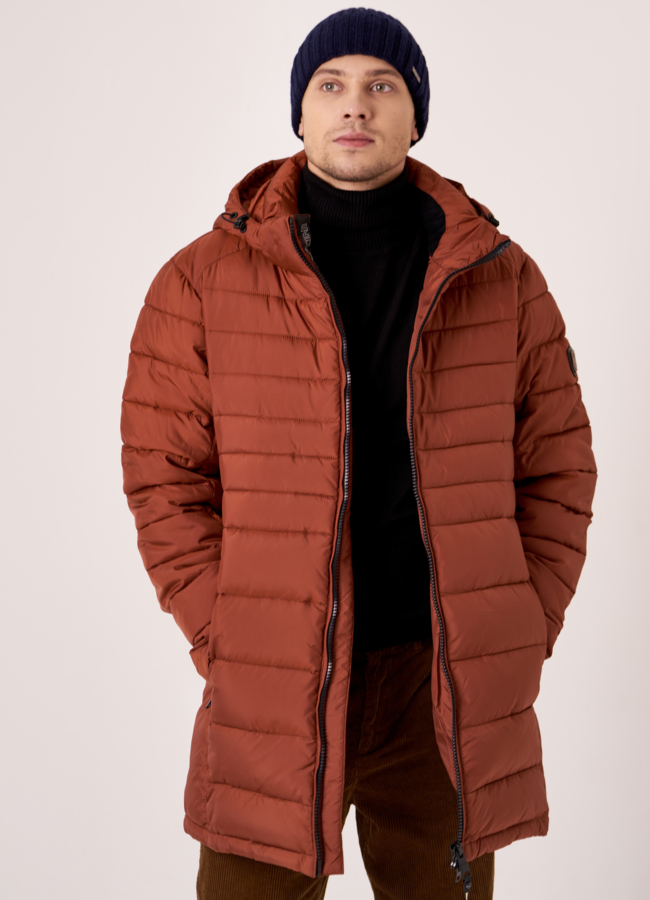 Шапка мужская темно-синего цвета модель № MMH 10971 меха малина