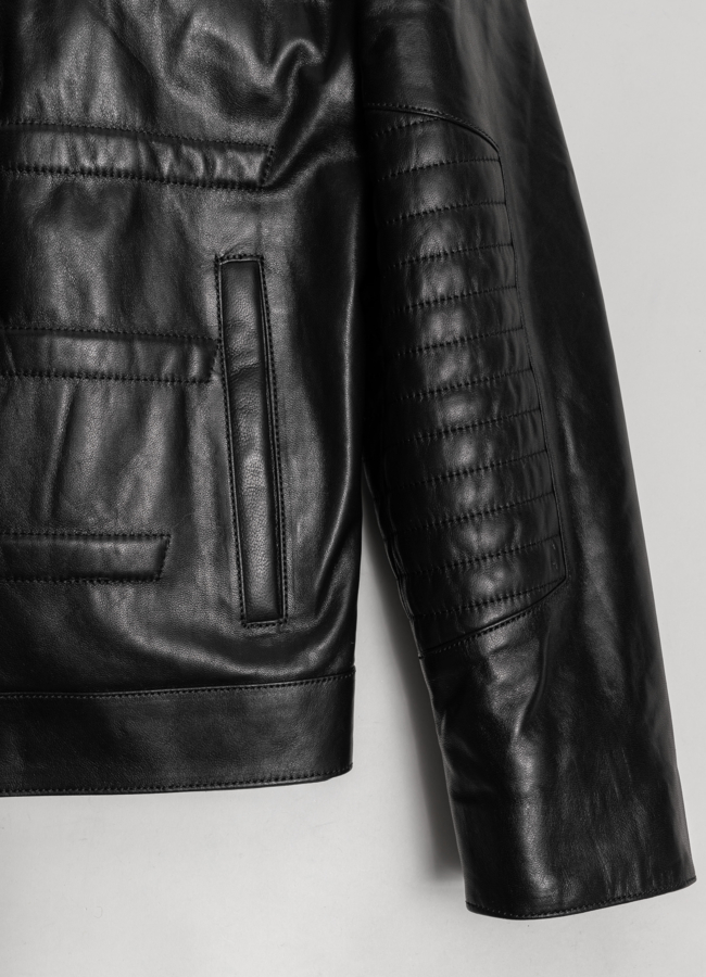 Куртка кожаная черного цвета модель № 1701 в кредит