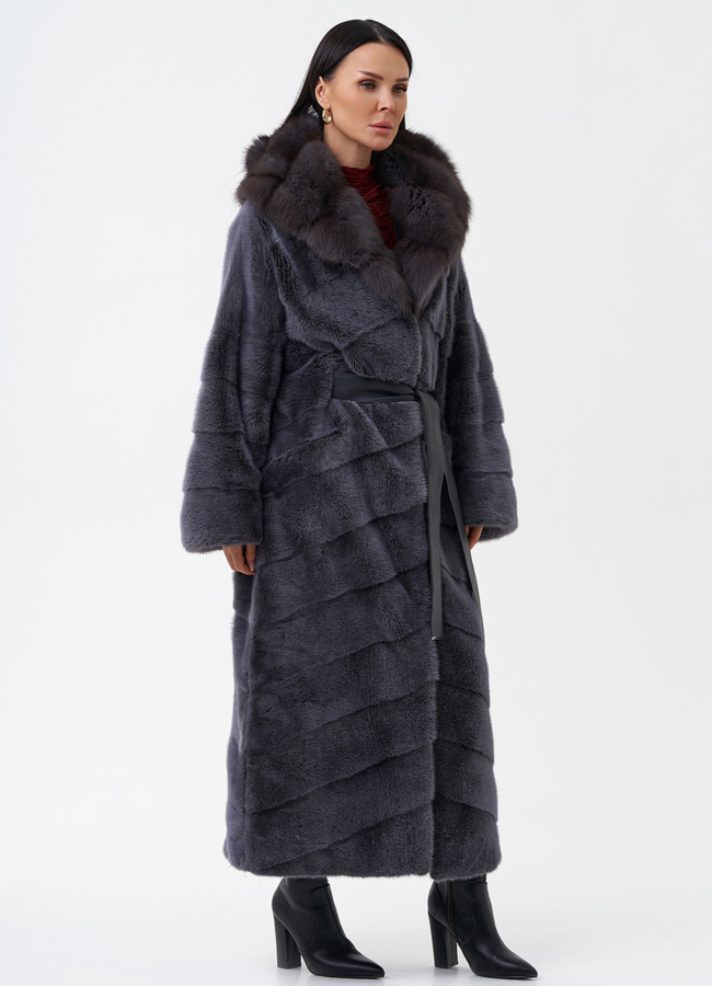 Шуба из норки с капюшоном из куницы модель № 29252 универмаг малина