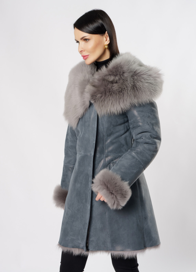 Дубленка серого цвета с капюшоном модель № 7466 в кредит