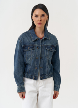 Женская джинсовая куртка синего цвета