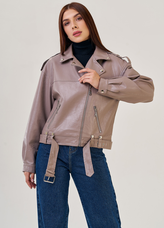 Куртка оверсайз из эко кожи светлого цвета модель № 22822 универмаг малина