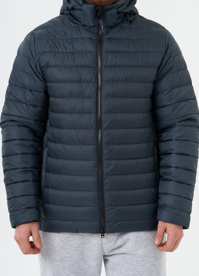 Мужская куртка с капюшоном модель № 28021 универмаг малина