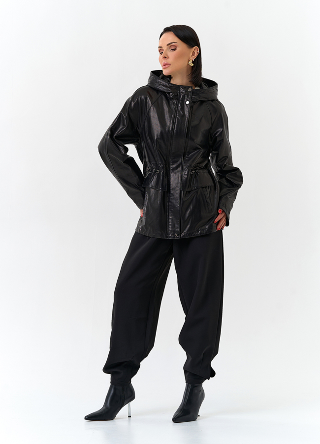 Женская куртка из натуральной кожи  с капюшоном модель № 32528 универмаг малина