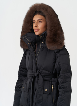 Пуховик с капюшоном из меха песца