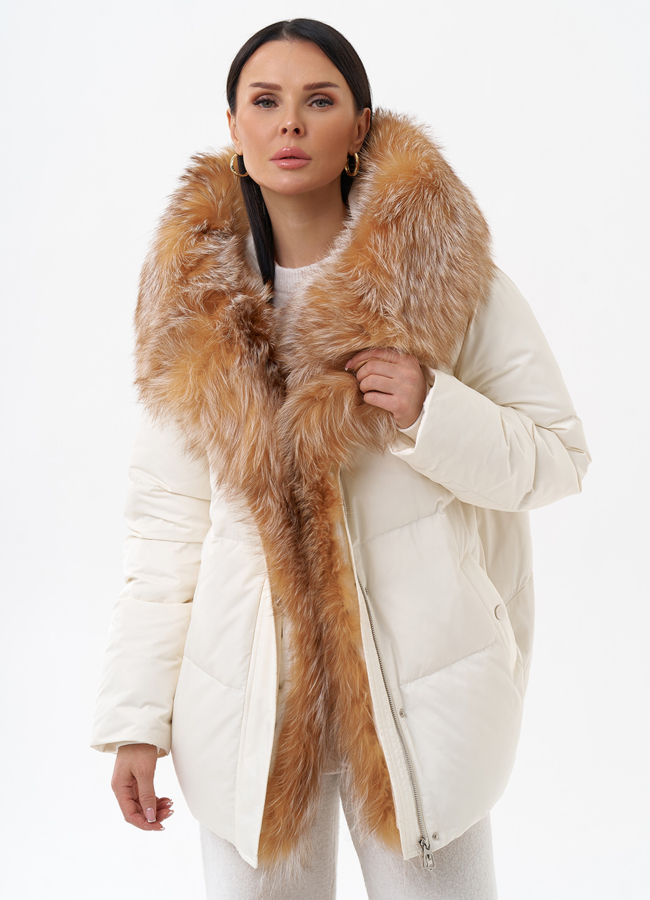 Пуховик с капюшоном из меха лисы модель № 29356 универмаг малина