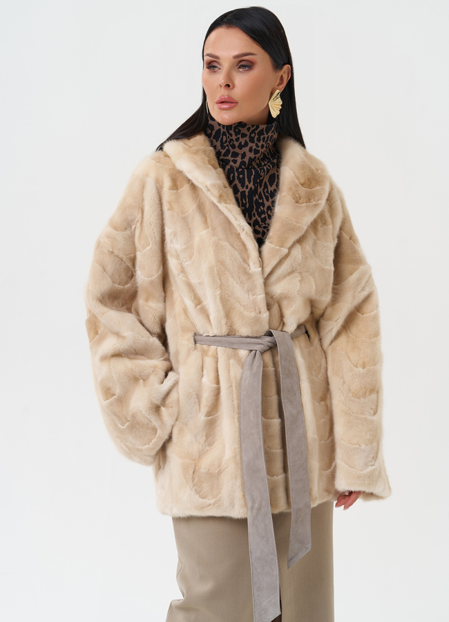 Женская шуба из меха норки модель № 28441 универмаг малина