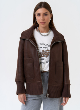 Женский двухсторонний бомбер из эко замши в коричневом цвете